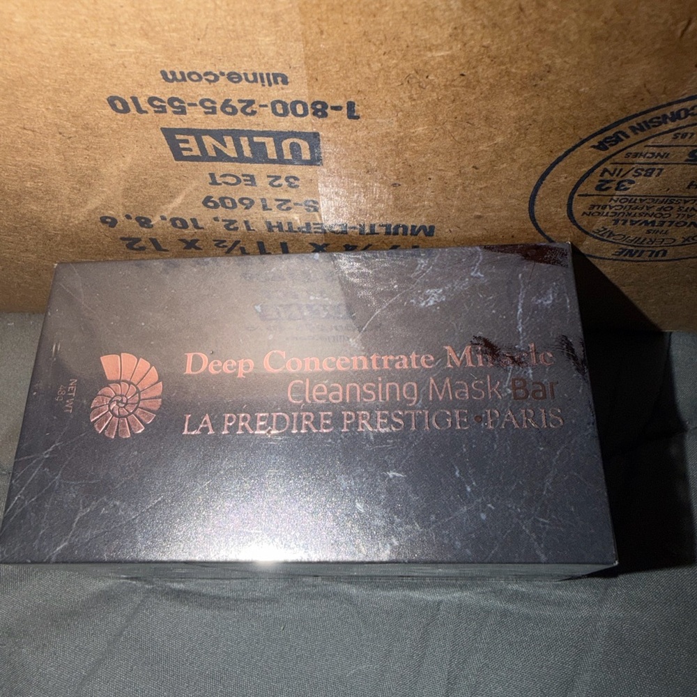 Predire deep concentrate miracle cleansing mask bar